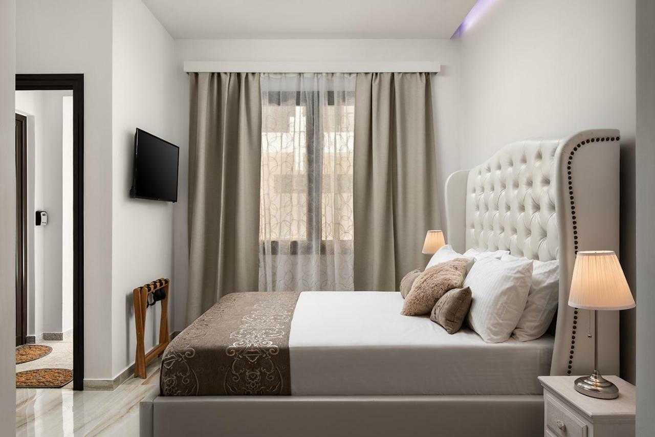Pozzi Di Lusso Suites 干尼亞 外观 照片